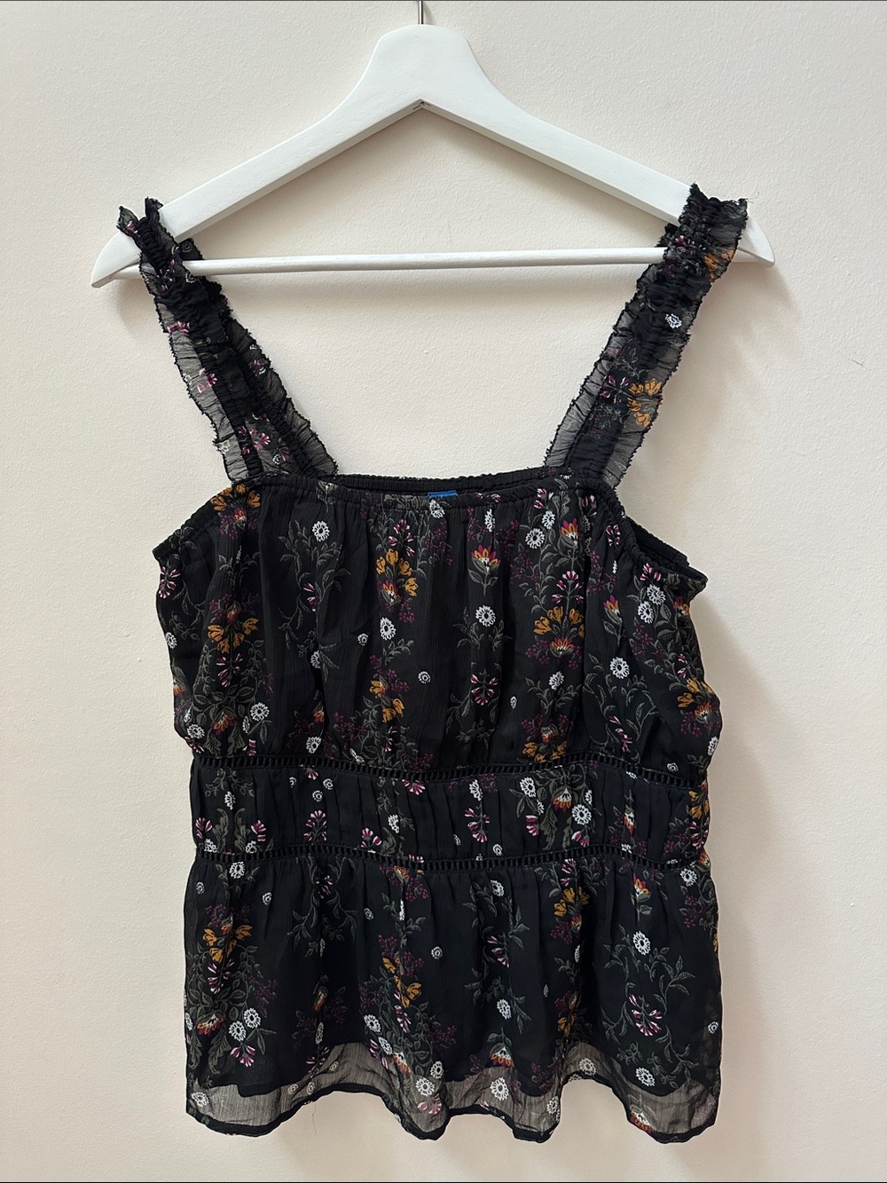 NWT Old Navy Black Floral Ruffle-Shoulder Camisole